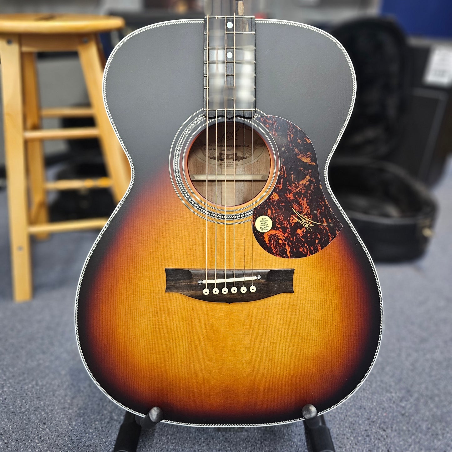 Maton Troubadour Series Traditional Electric/Acoustic Guitar with Case