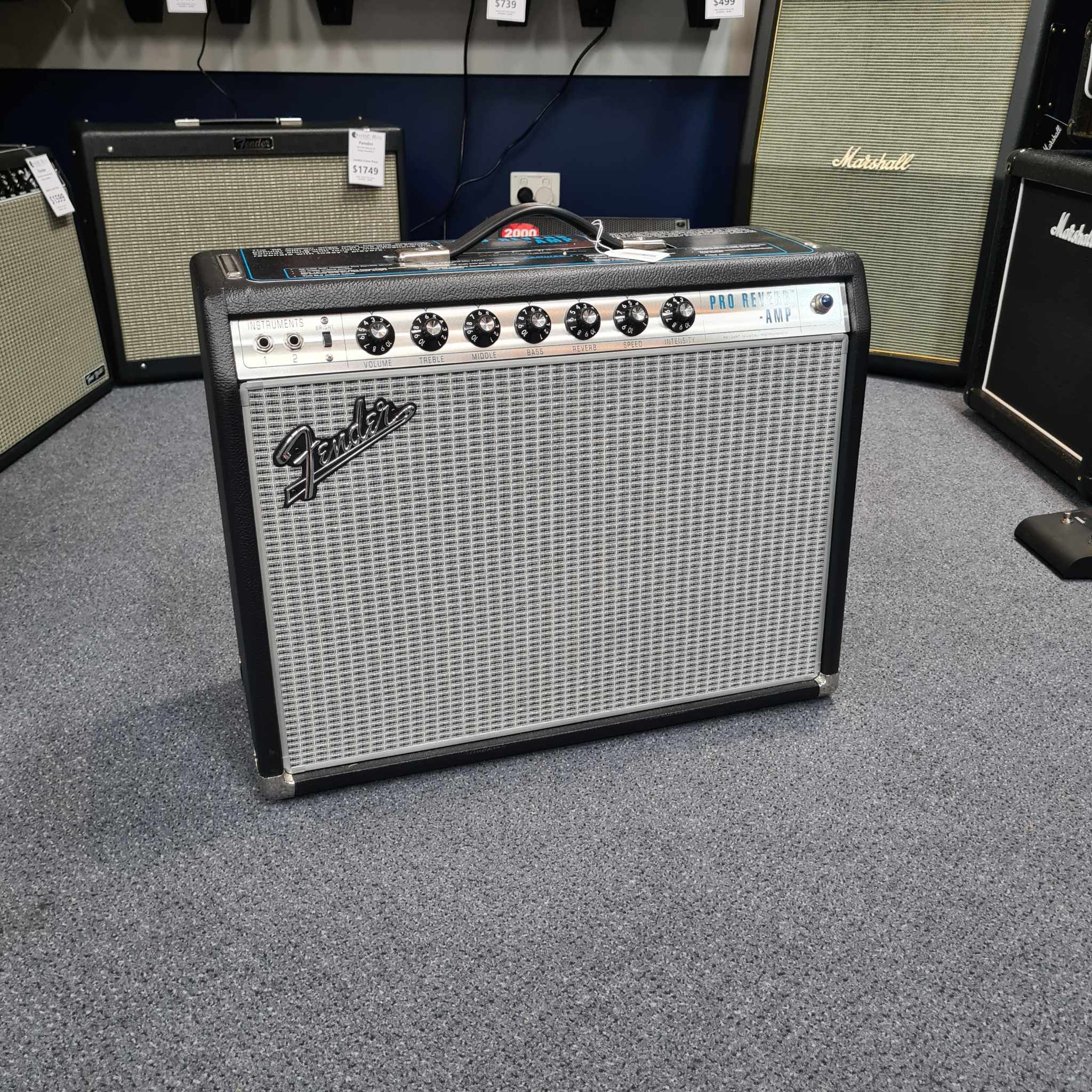 Fender '68 Custom Pro Reverb Valve Guitar Amplifier