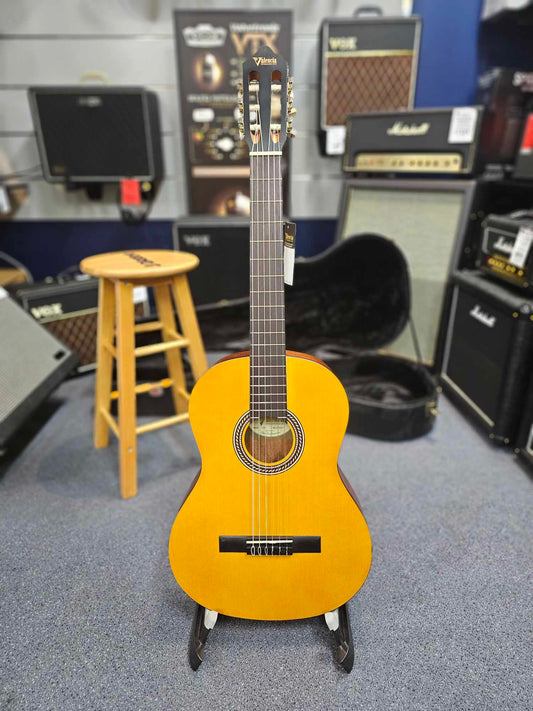 Valencia VC204 4/4 Size Nylon String Guitar