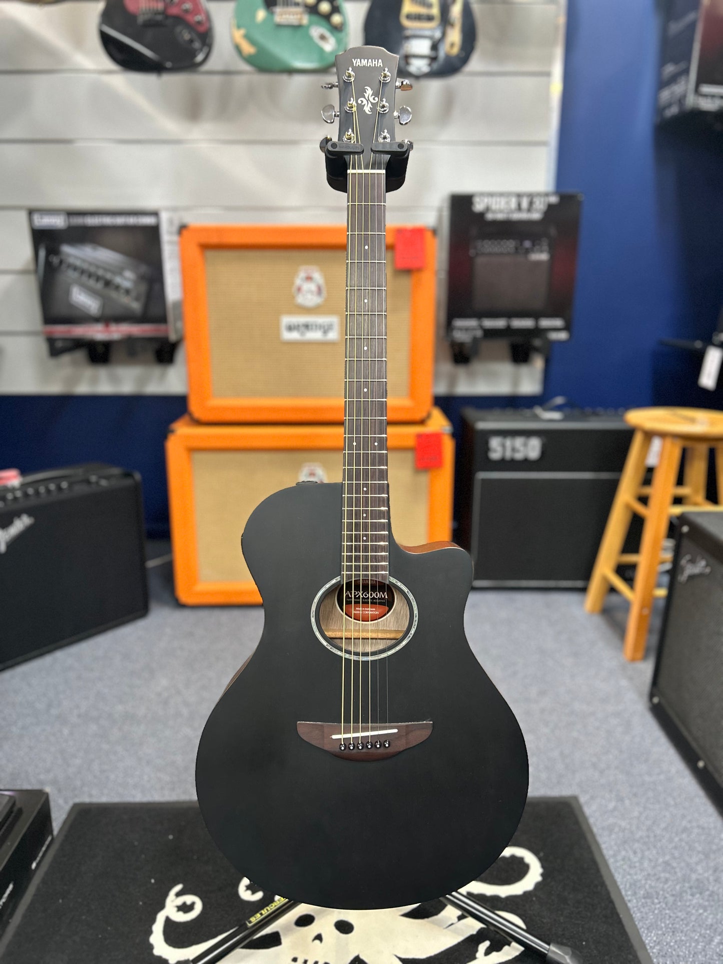 Yamaha APX600 Smokey Black Thin Body Acoustic/Electric Guitar