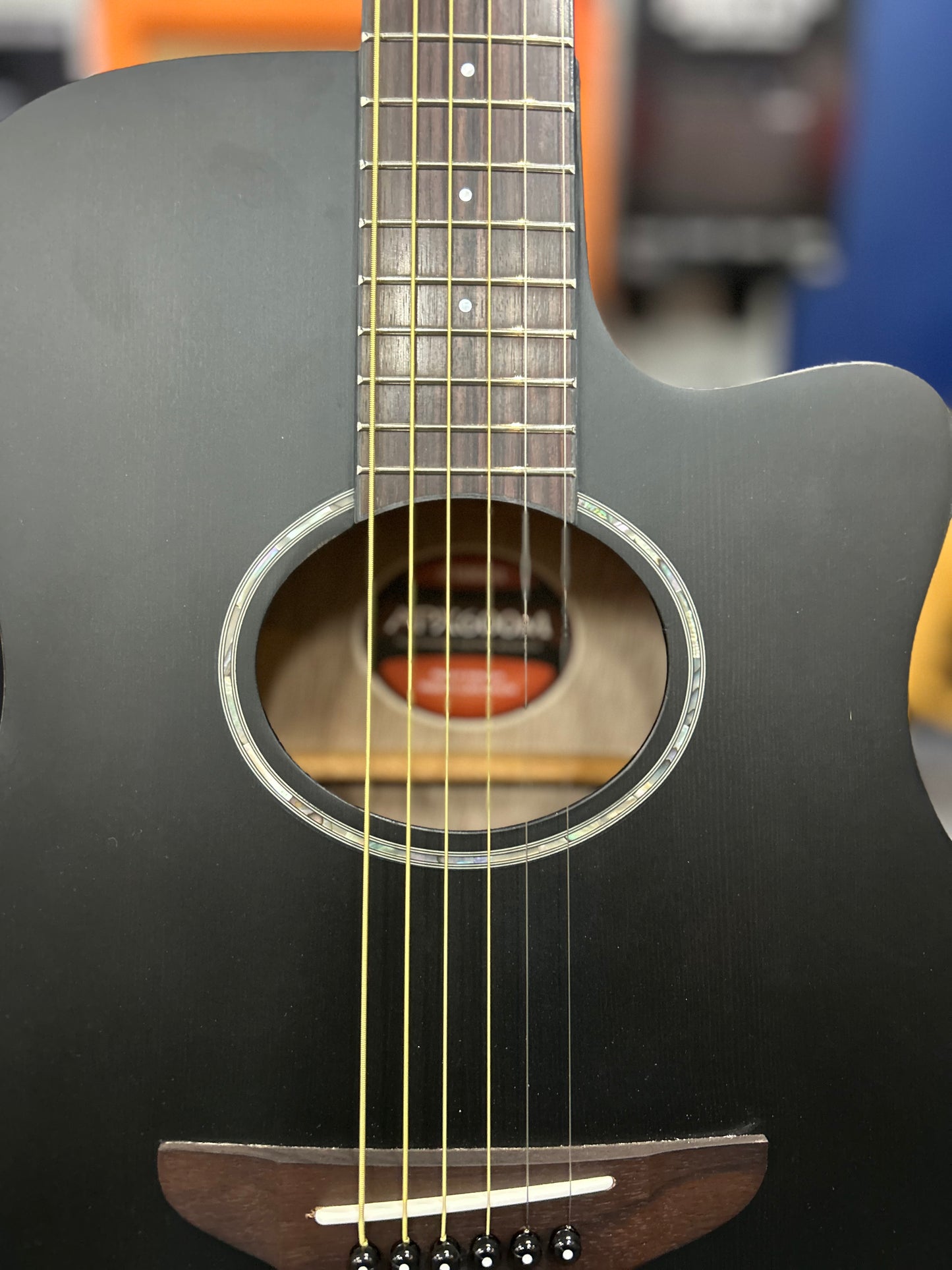 Yamaha APX600 Smokey Black Thin Body Acoustic/Electric Guitar