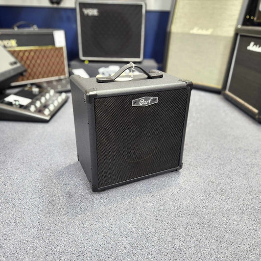 Cort CM20B Black 20w Bass Amplifier