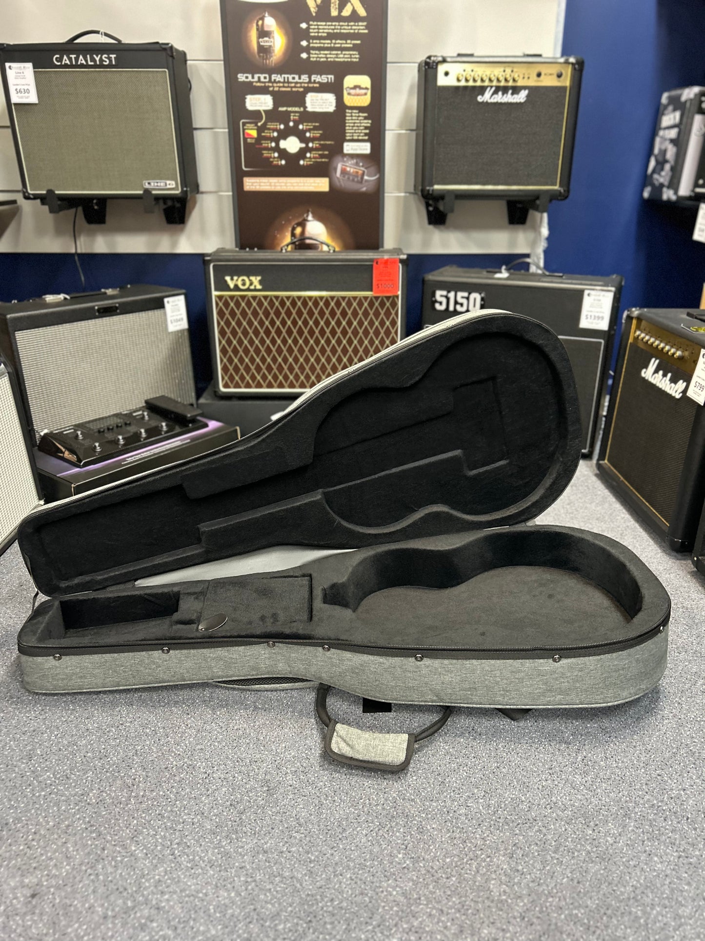 DCM Classical Acoustic Guitar Grey Case