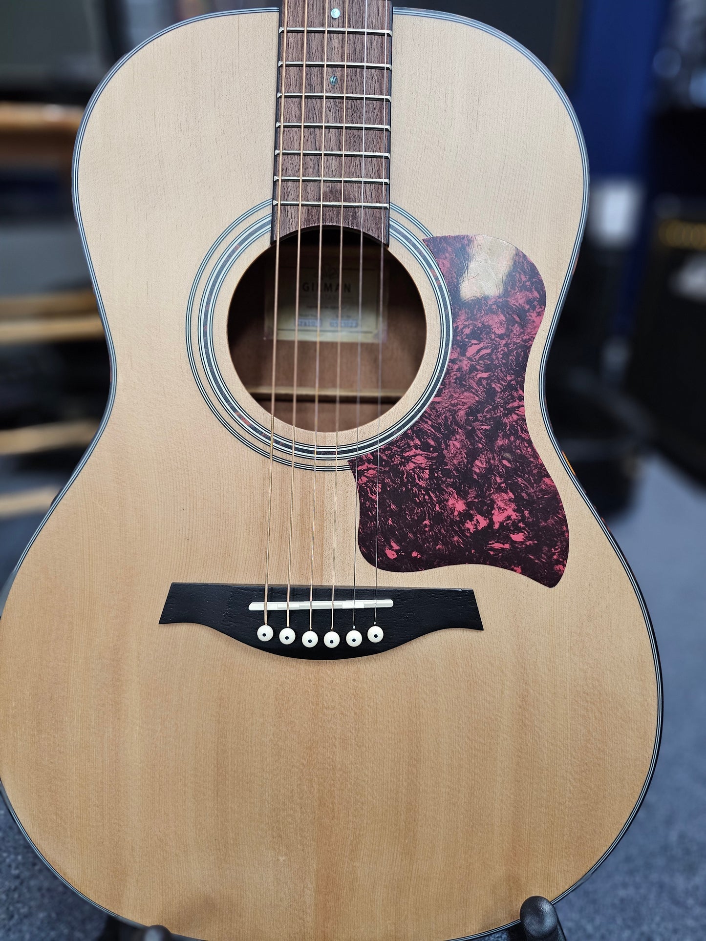 Gilman GPA10 Parlour Acoustic Guitar