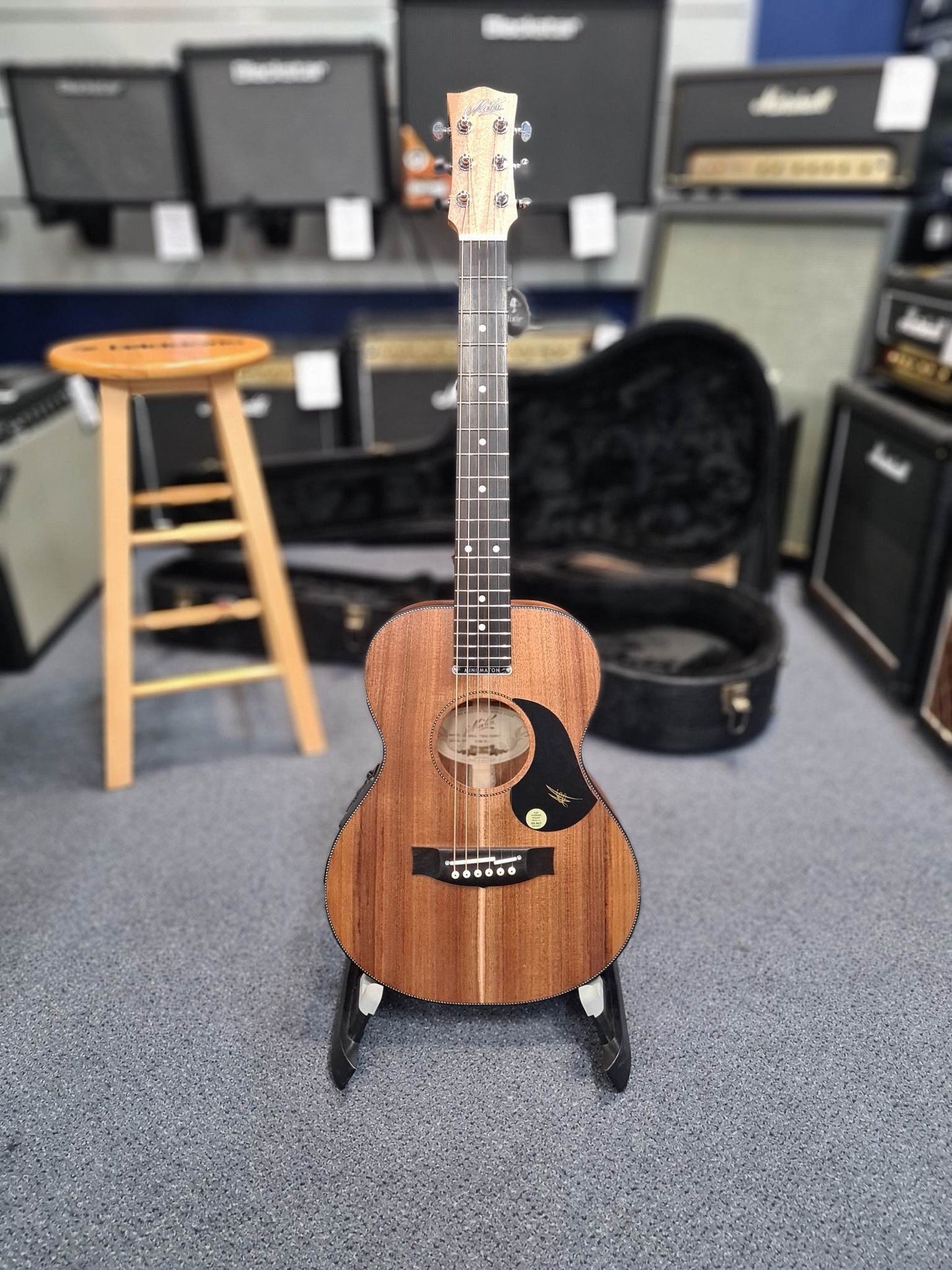 Maton EMBW-6 Blackwood Mini Maton Electric/Acoustic Guitar with Case