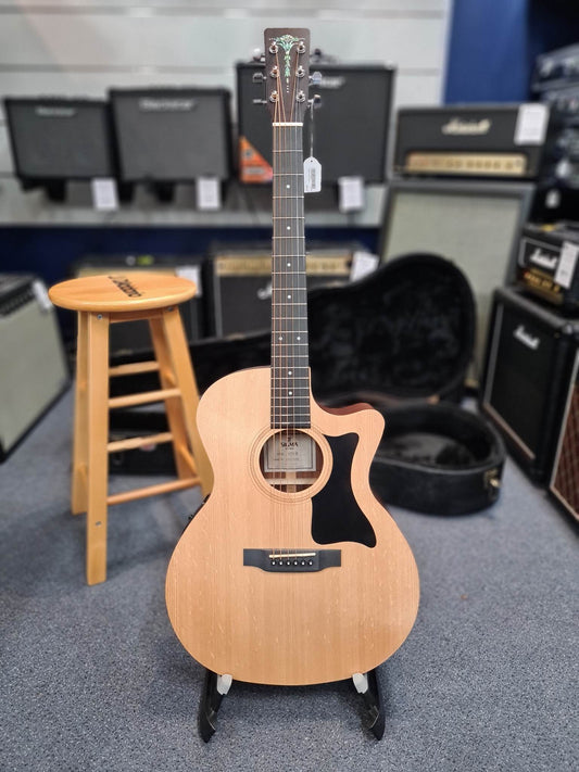 Sigma SE Series GTCE Grand Auditorium Electric/Acoustic Guitar