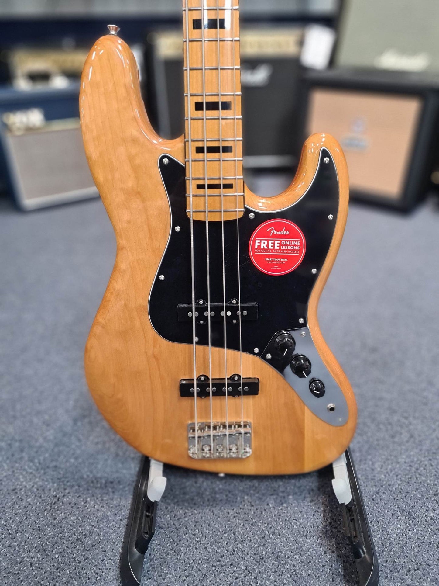 Squier Classic Vibe 70's Jazz Natural Bass Guitar
