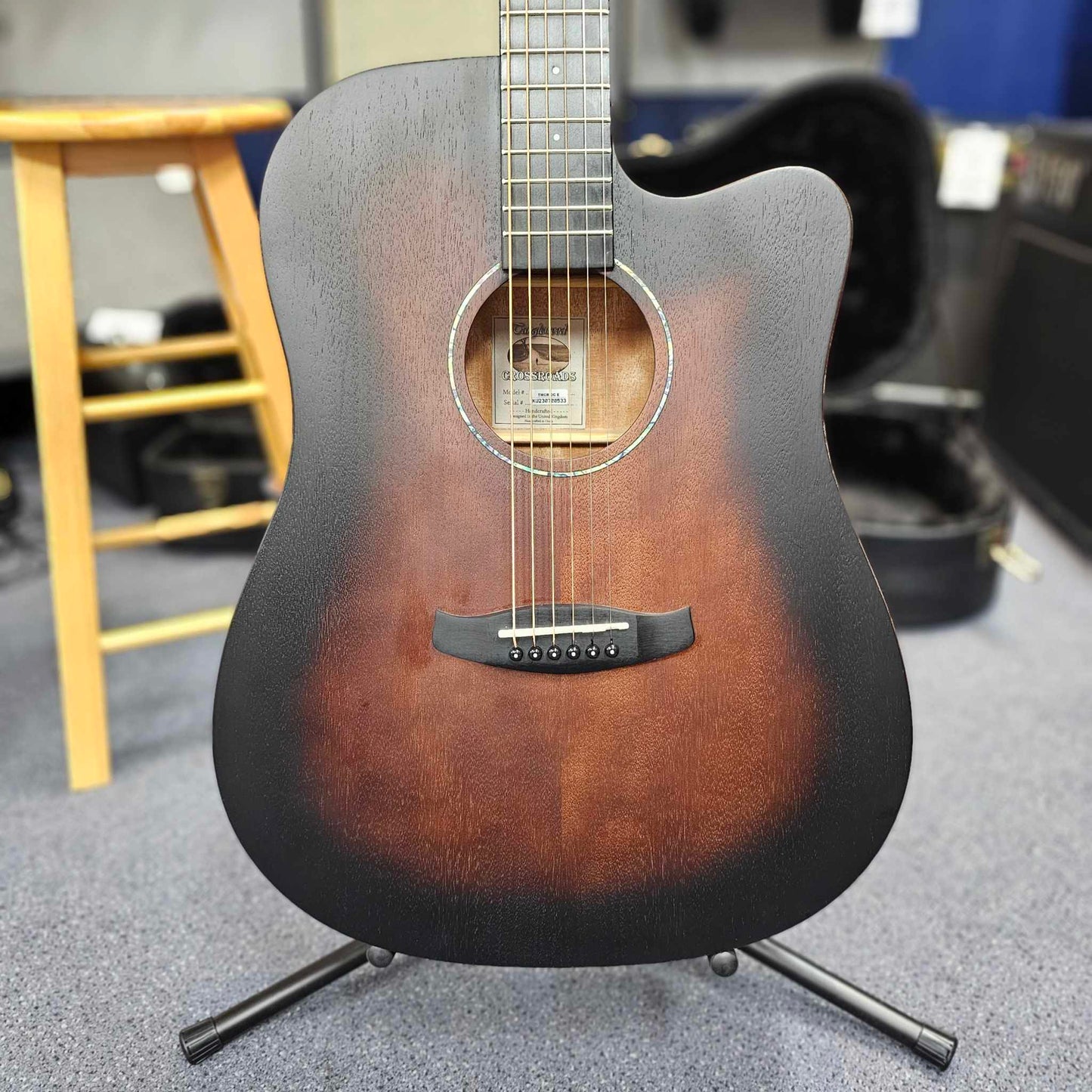 Tanglewood TWCRDCE Crossroads Dreadnought Electric/Acoustic Guitar