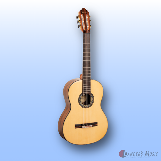 Valencia VC564 4/4 Size Nylon String Guitar