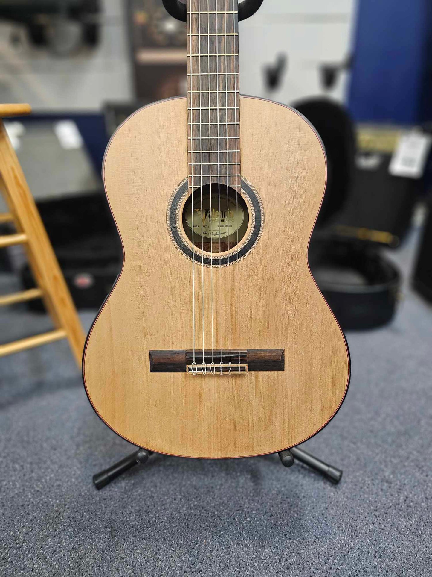 Valencia VC714 4/4 Size Nylon String Guitar