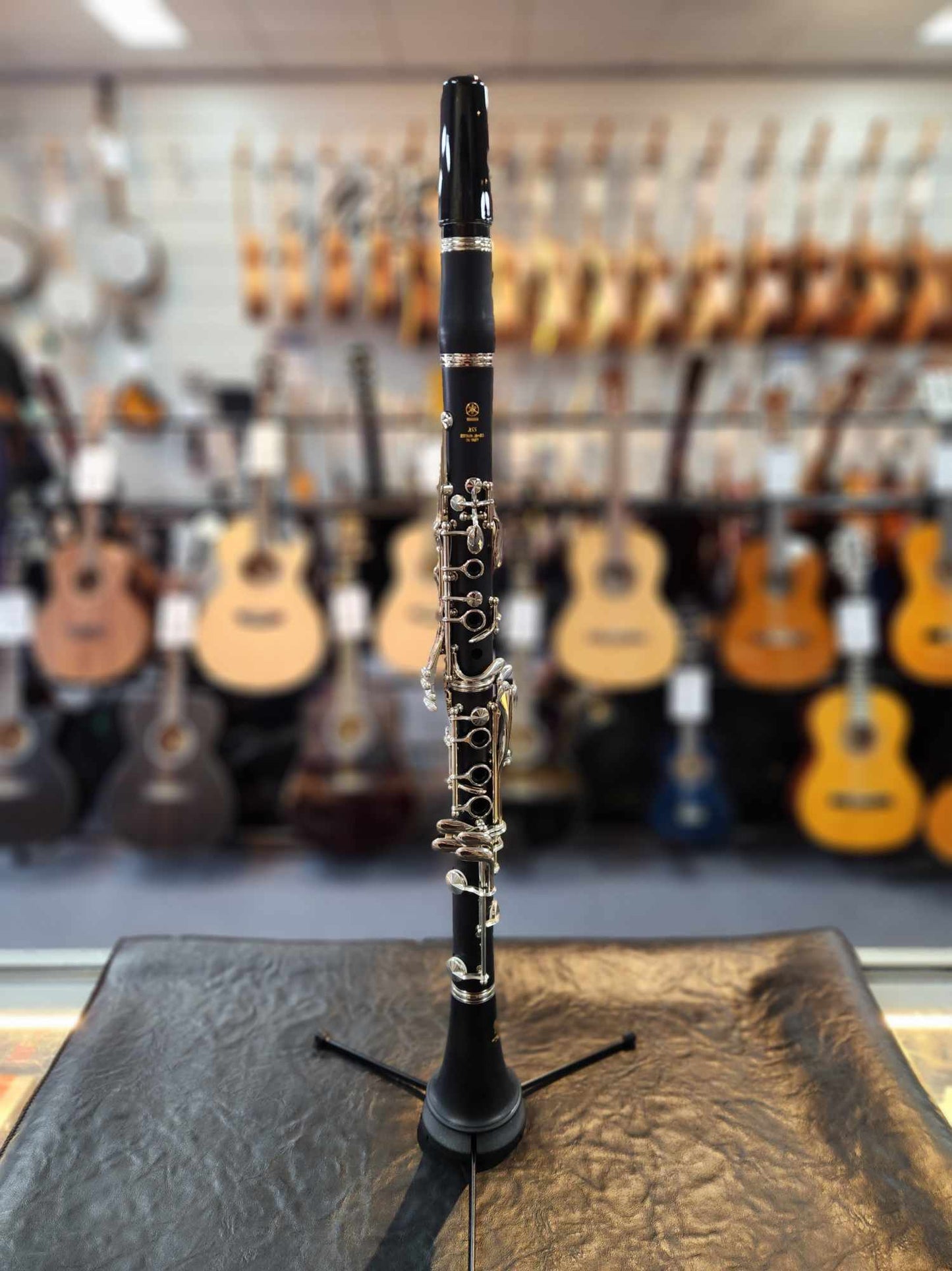 Yamaha YCL-255 B Flat Clarinet Outfit