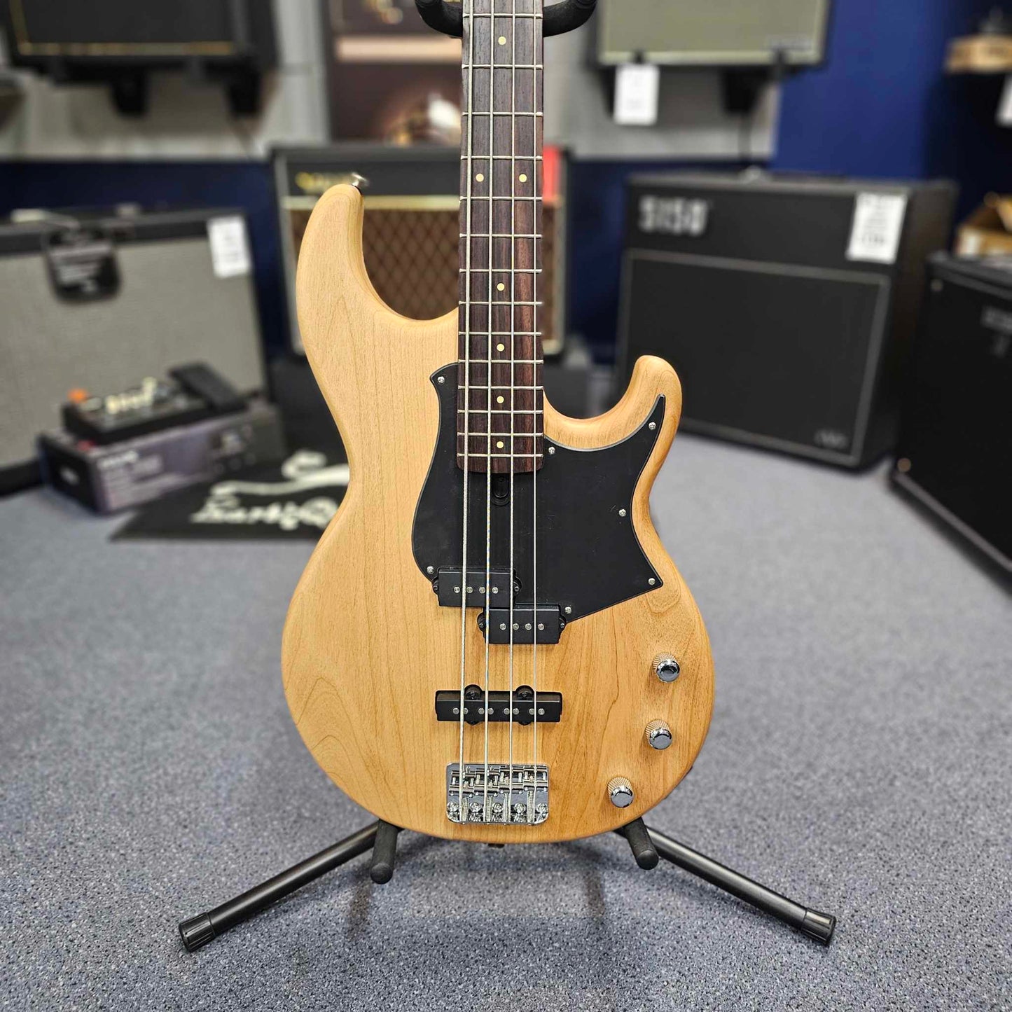 Yamaha Broadbass Yellow Natural Bass Guitar