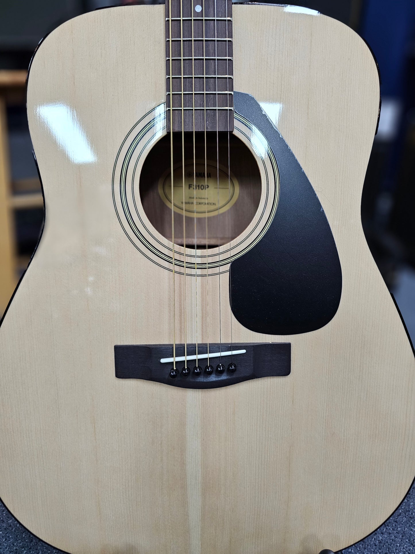 Yamaha Gigmaker 310 Acoustic Guitar Pack